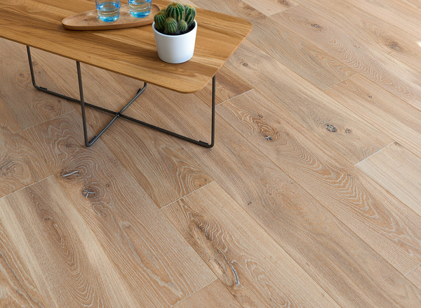 PARQUET DIVA 139 CLIC INTENSO BOIS FLOTTE 12X139MM 4 CHANFREINS-VERNIS MAT - SUPPORT HDF