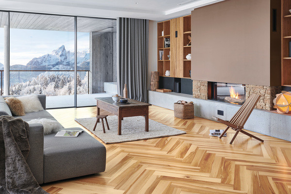 PARQUET BATON ROMPU R+L 139 HETRE FLAMME SATINE 14X139MM 4 CHANFREINS - VERNIS SATINE - SUPPORT CP