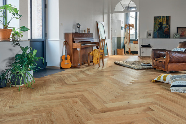 PARQUET BATON ROMPU R+L 139 CHENE AUTHENTIQUE TOPAZE 14X139MM 4 CHANFREINS - VERNIS MAT - SUPPORT CP