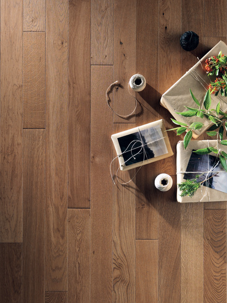 PARQUET DIVA 90 CLIC CHENE AUTHENTIQUE CUIR 12X90MM 4 CHANFREINS - FINITION HUILE - SUPPORT HDF