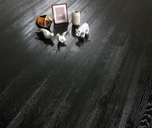 PARQUET LOFT PRO CHENE CARBONE 12X145MM 2 CHANFREINS - CHOIX RUSTIQUE/CAMPAGNE - VERNI BRILLANT