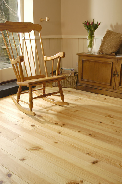 PARQUET MASSIF PIN DES LANDES 21X140MM CHOIX  RUSTIQUE EN 2 ML