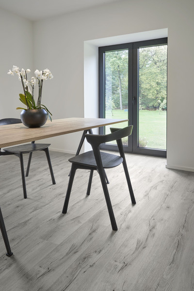 SOL CORETEC ESSENTIALS 1500 SERIES 50LVR 8606 WIND RIVER OAK 1500X180X8,5MM COLIS DE 1,62M2