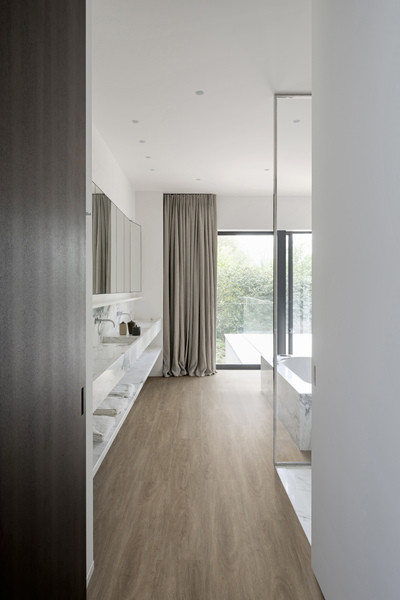 SOL CORETEC ESSENTIALS 1800 SERIES  50LVP 615 HIGHLANDS OAK 1830X228X8,1MM SOUS COUCHE LIEGE INTEGREE COLIS DE 2,50M2