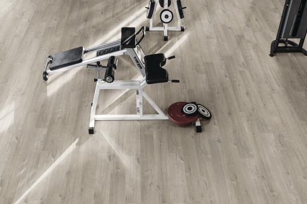 SOL STRATIFIE PERGO NARVIK PRO 4 CHANFREINS 1380X190X9MM L0139-05188 CHENE RIVAGE GRIS - COLIS 1.573M2