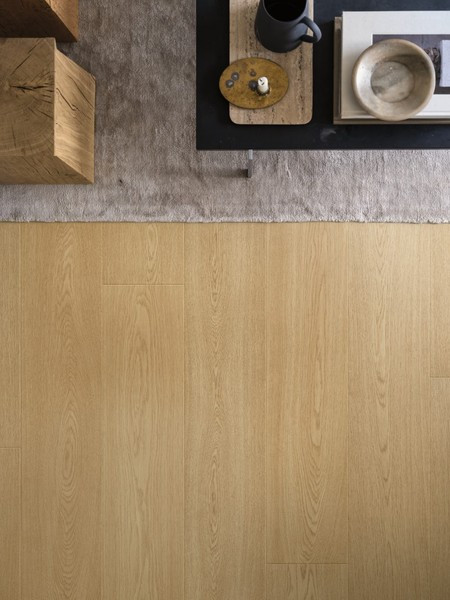SOL STRATIFIE PERGO ODENSE 4 CHANFREINS 2050X240X9.5MM L0363-06793 CHENE MALT - COLIS 2.952M2