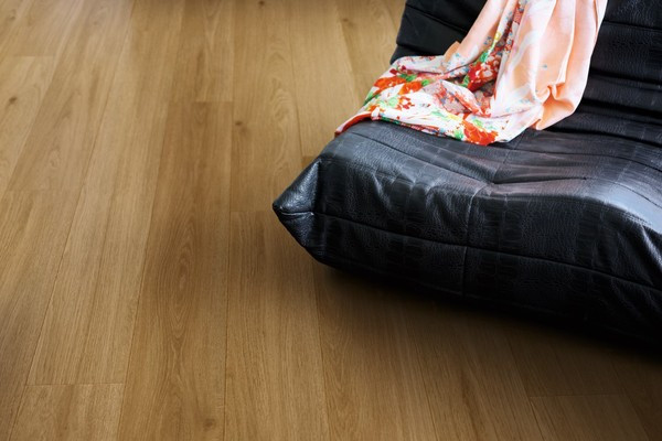 SOL STRATIFIE PERGO BERGEN 4 CHANFREINS 1380X156X8MM L0346-05011 CHENE DE VIENNE - COLIS 1.722M2