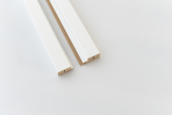 KIT PROFILES DE FINITION DROIT/GAUCHE MAESTRO LATT - 00173 BLANC / BLANC 2X2770X71X20MM