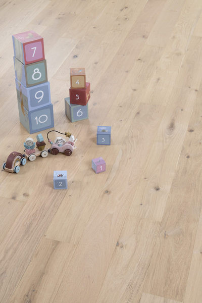 PARQUET LOFT CHENE SANTORIN 14X150MM 4 CHANFREINS - CHOIX RUSTIQUE/CAMPAGNE - BROSSE VERNIS INCOLORE - CLIC