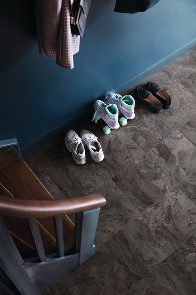 SOL LVT RIGIDE PERGO VISKAN PRO V4220-40170 610X303X4MM-PIERRE NOIRE DES ALPES-COLIS 2,772M2