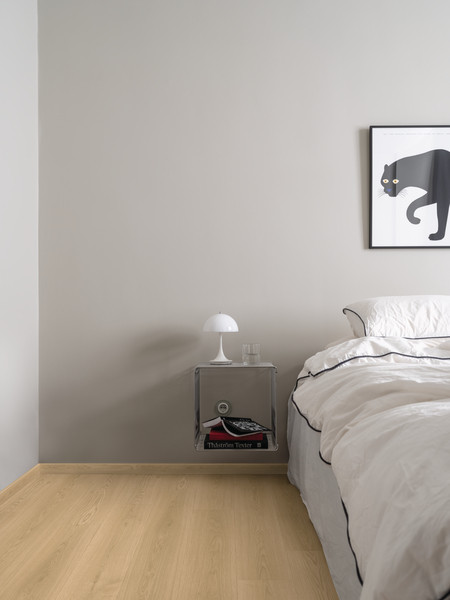 SOL LVT RIGIDE PERGO NAMSEN PRO V4207-40309 1251x189x5MM-CHENE NORVEGIEN NATUREL-COLIS 2,837M2.