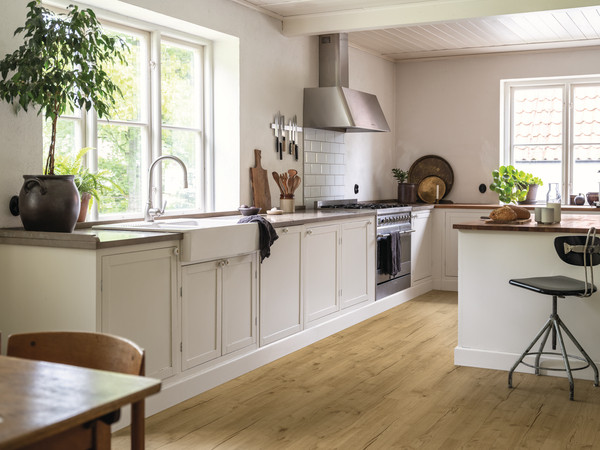 SOL LVT RIGIDE PERGO NAMSEN PAD PRO V4307-40223 1251x189x4+1MM-CHENE CABANE FUME-COLIS 2,128M2.