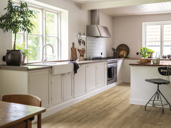 SOL LVT RIGIDE PERGO NAMSEN PAD PRO V4307-40286 1251x189x4+1MM-CHENE SIECLE BEIGE-COLIS 2,128M2.