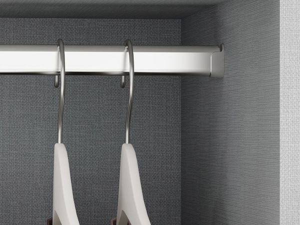 EMUCA TUBE POUR ARMOIRE OVALE ACIER CHROME LONG.2350MM