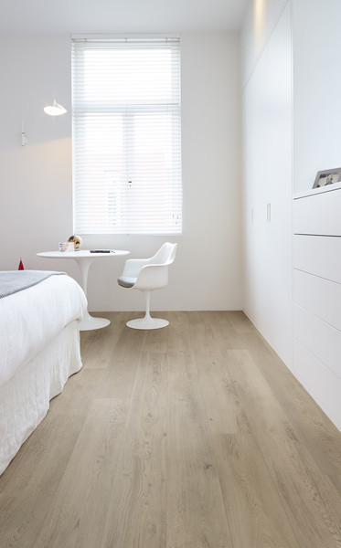 SOL CORETEC ESSENTIALS 1800++ SERIES 50LVR 1277 BALTIMORE OAK 1830X180X8,5MM 4 CHANFREINS COLIS DE 1,97M2