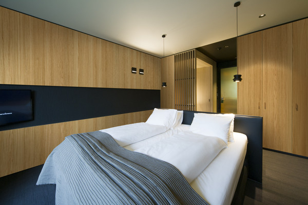 STRATIFIE PLACAGE NATUREL TEINTE VERNI EXTRAMAT DECOSPAN SHINNOKI 4.0 IVORY OAK 3050X1220MM 10/10EME FILME
